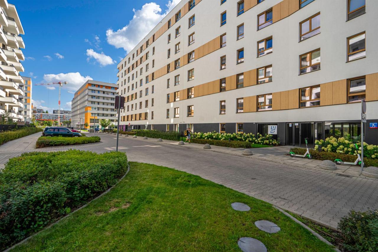 Warsaw Airport Studio With Private Terrace Buitenkant foto